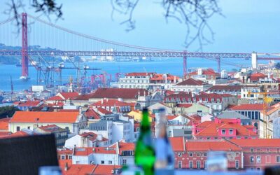 SURVEY ON BANK EVALUATION ON HOUSING IN PORTUGAL.
